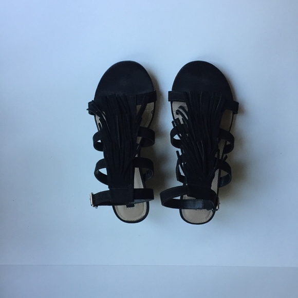 4 x $25.00 for 21 Black Sandals - Picture 1 of 3
